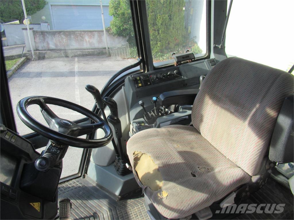 Valtra 6400 Traktoriai