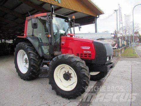 Valtra 6850 Hi Tech Traktoriai