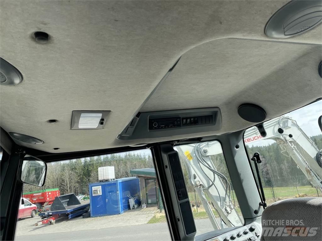 Valtra N 82 Hi-Tech Traktoriai