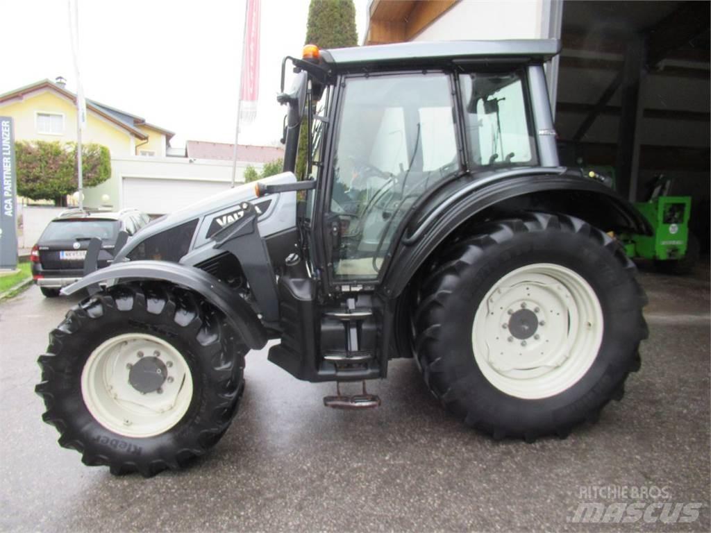 Valtra N 93 HiTech5 Traktoriai