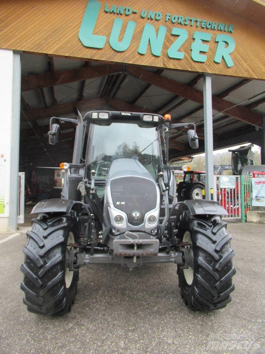 Valtra N 93 HiTech5 Traktoriai