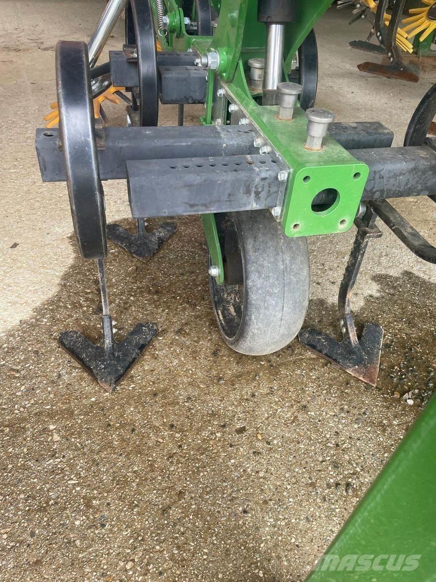  Vario Hoe 470 Kita sėjamoji technika ir jų priedai