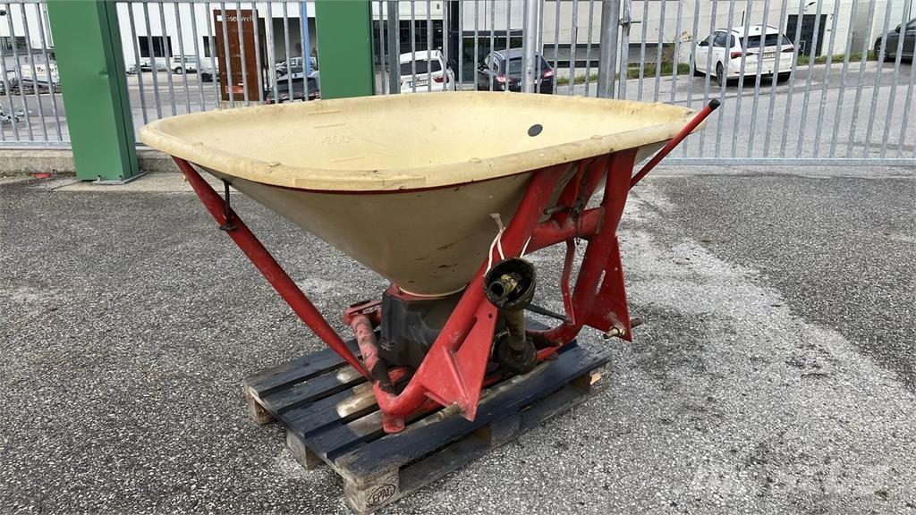 Vicon PS 603 Kita tręšimo technika