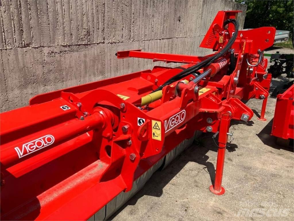  VIGOLO TST-V - 25 500 Ganyklų šienapjovės / rėžtuvės