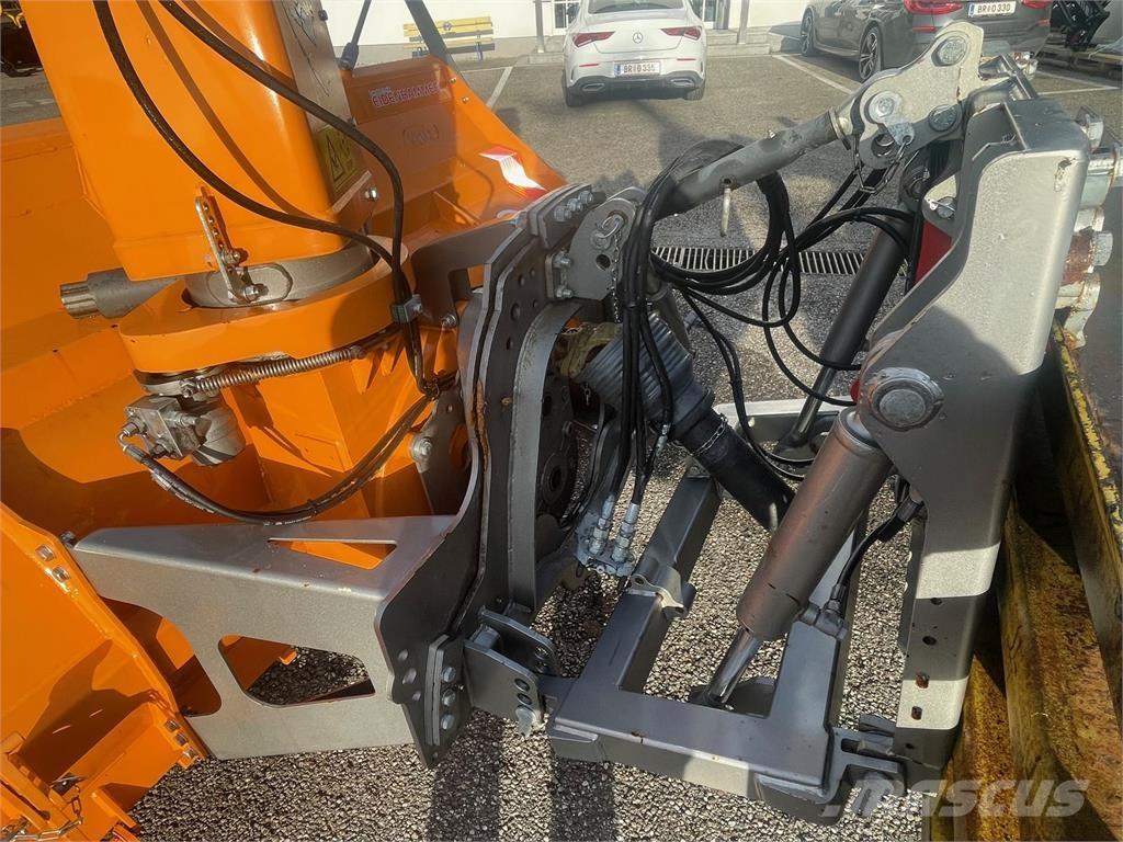  Westa 750/2600 Kita kelių ir sniego technika