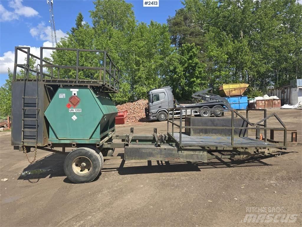  Farmartank 3000 L Naudoti priedai