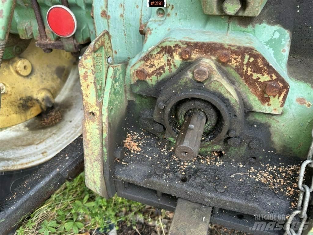 John Deere 2130 Traktoriai