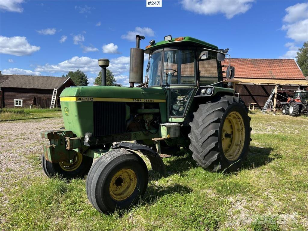 John Deere 4230 Traktoriai