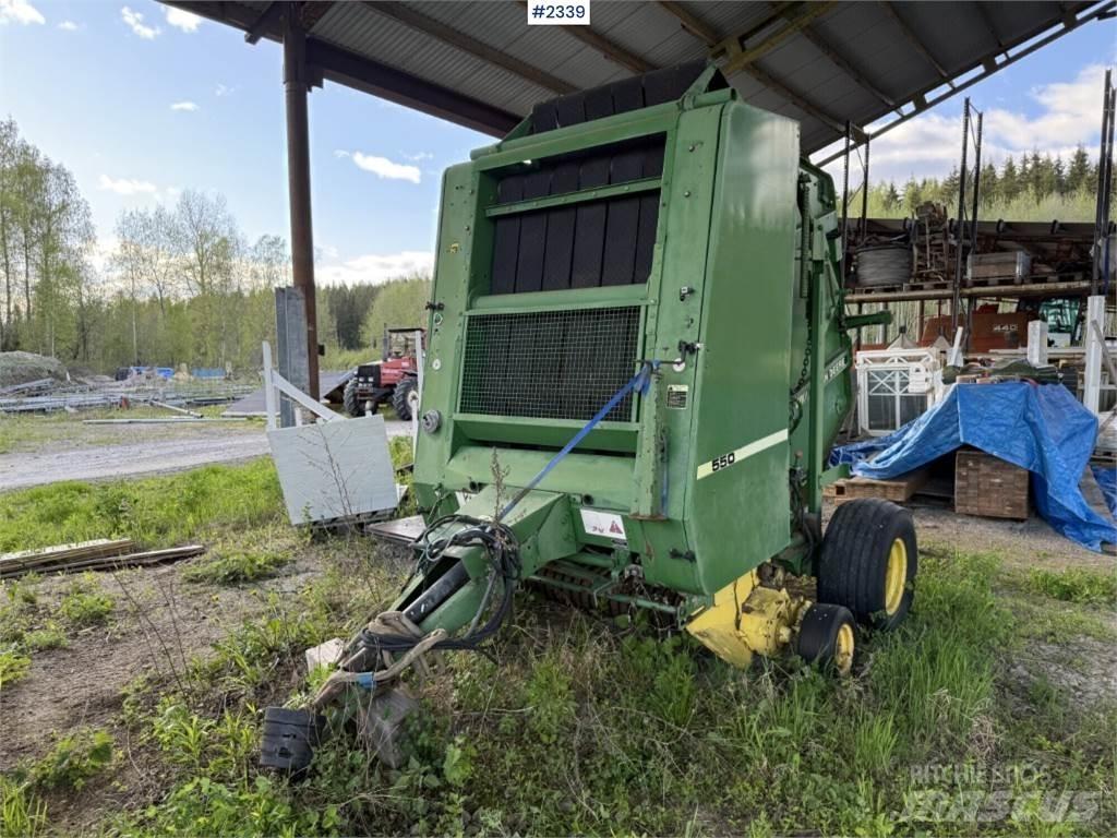 John Deere 550 Ritinių presai