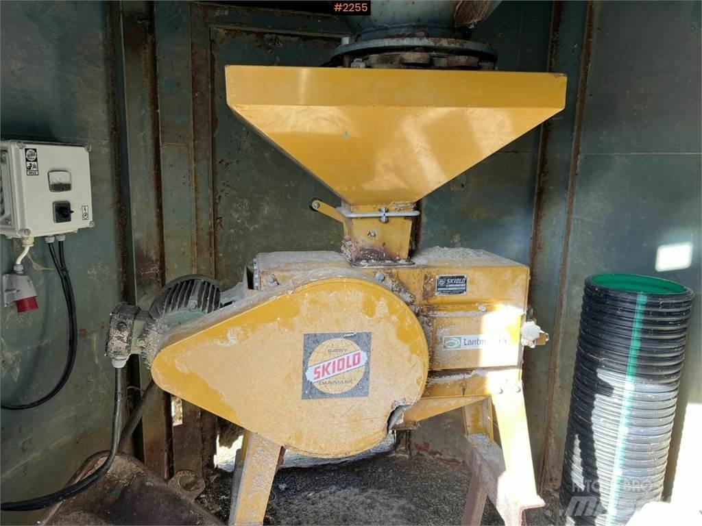 Skiold KB-150B Statyba - Kita
