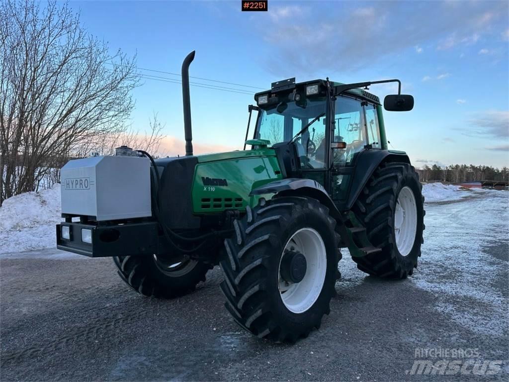 Valtra X110 Traktoriai