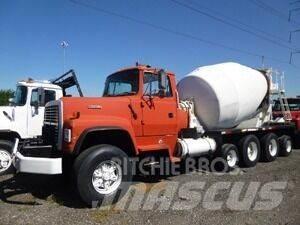 Ford LT9000 Kita