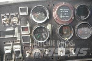 Mack RD688S Sniego peiliai ir valytuvai