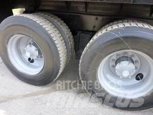 Mack Vision Savivarčių priekabų vilkikai