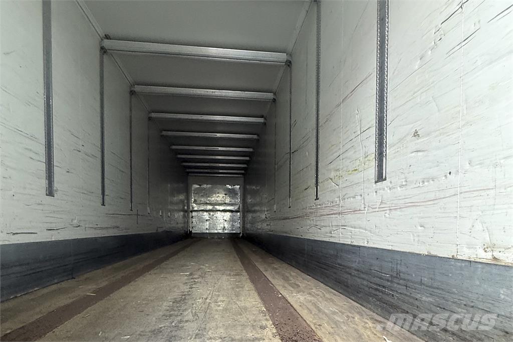 Kel-Berg 34 pl. Dengtos puspriekabės