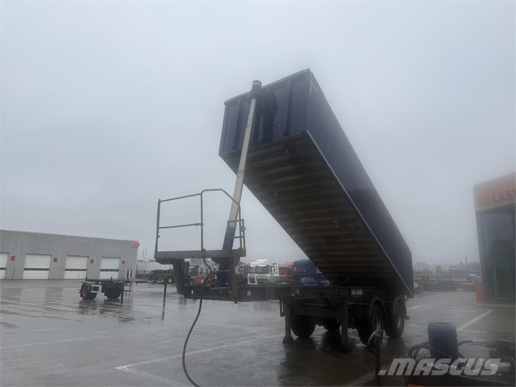 Kel-Berg T219V 23 m³ Savivartės puspriekabės