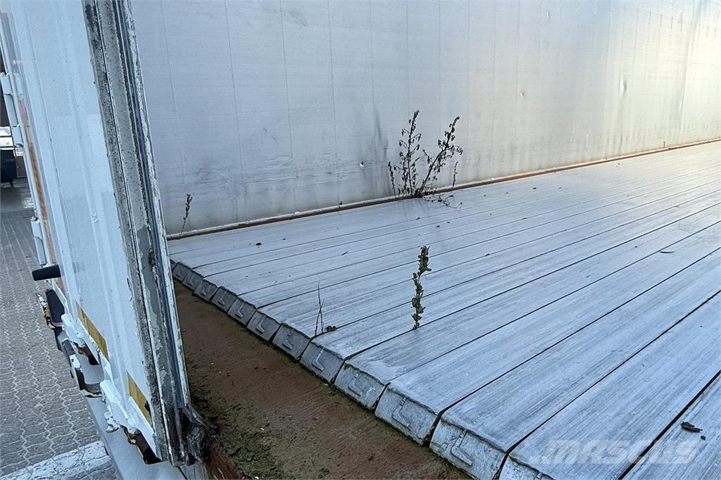 Legras 93 m³ Puspriekabės su grindimis