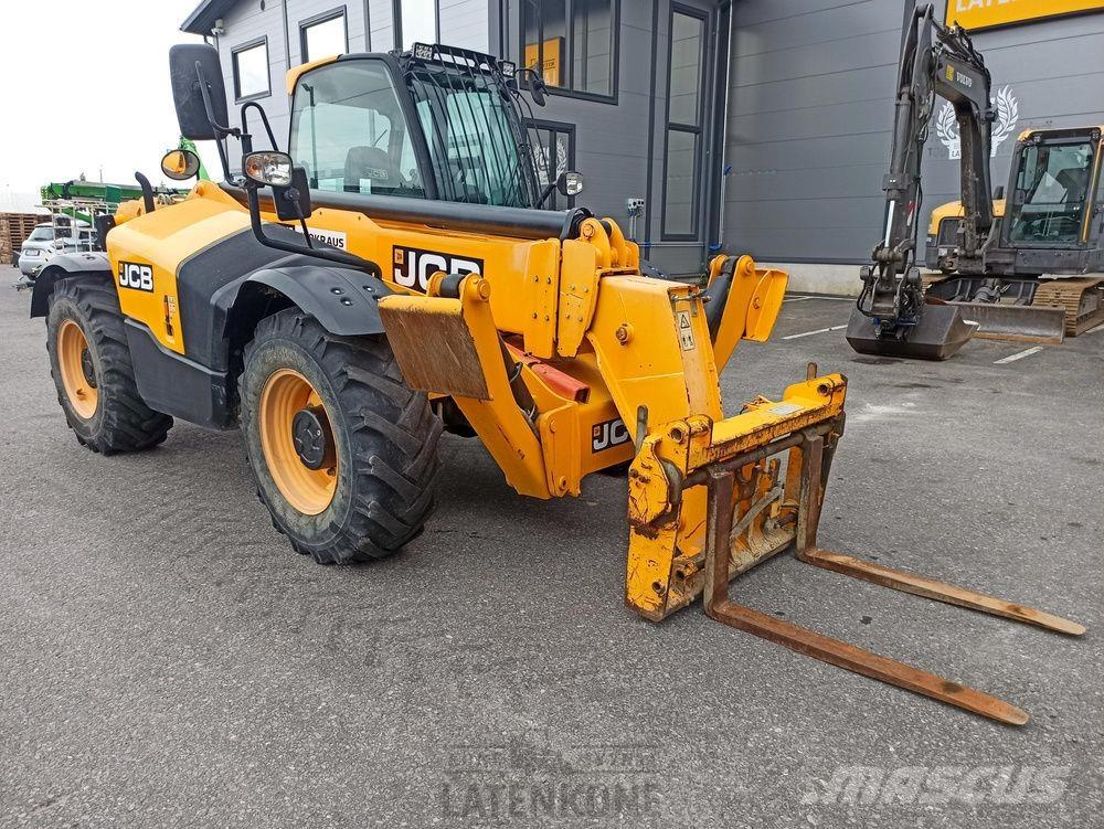 JCB 535-125 kurottaja Teleskopiniai krautuvai