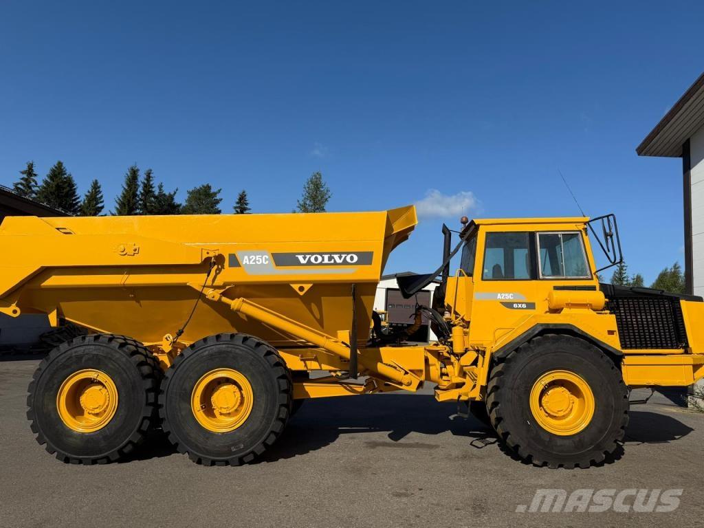 Volvo A25C Karjeriniai savivarčiai