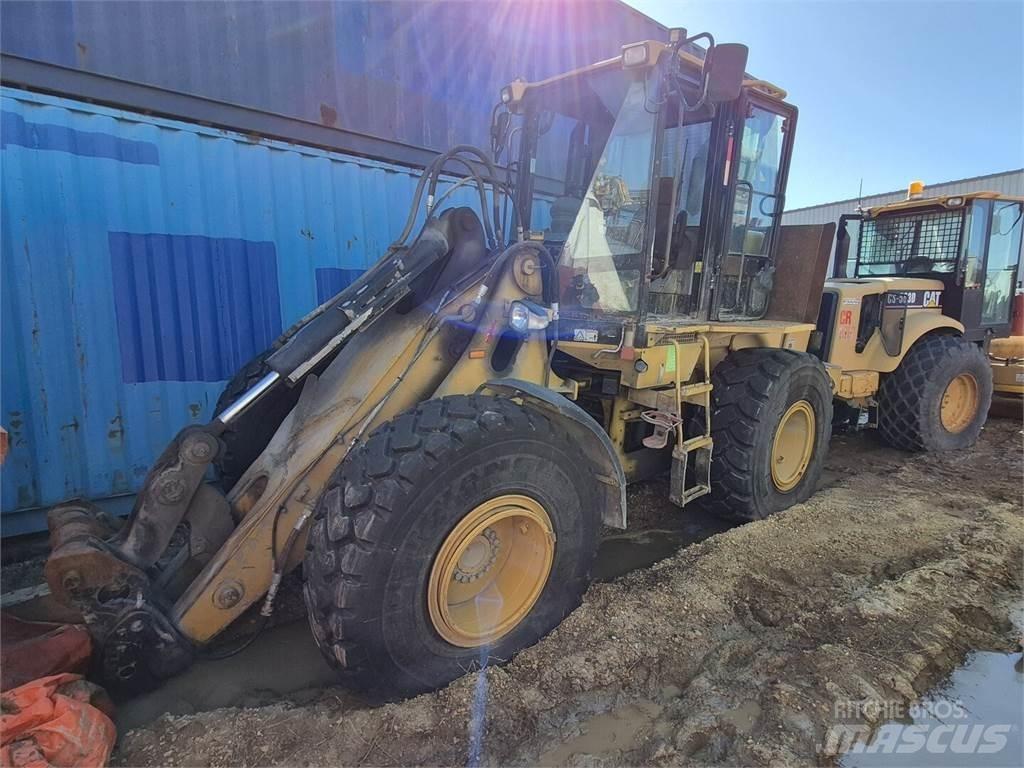 CAT 930G Kiti naudoti statybos komponentai