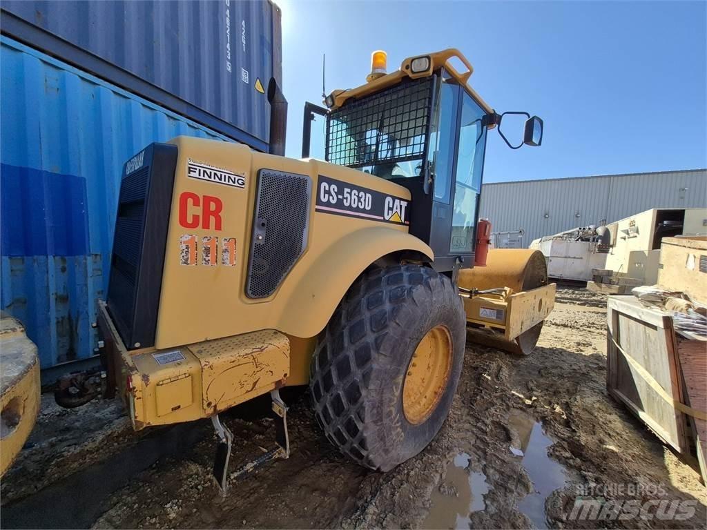 CAT CS-563D Vieno būgno volai