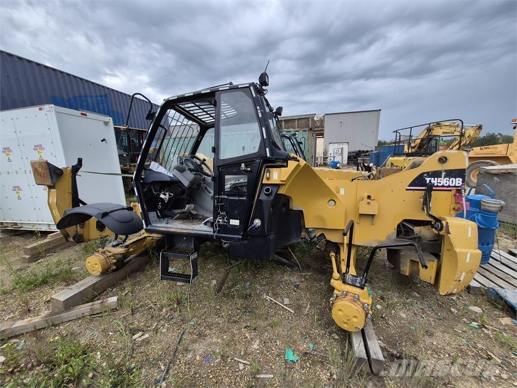 CAT TH560B Teleskopiniai krautuvai žemės ūkiui