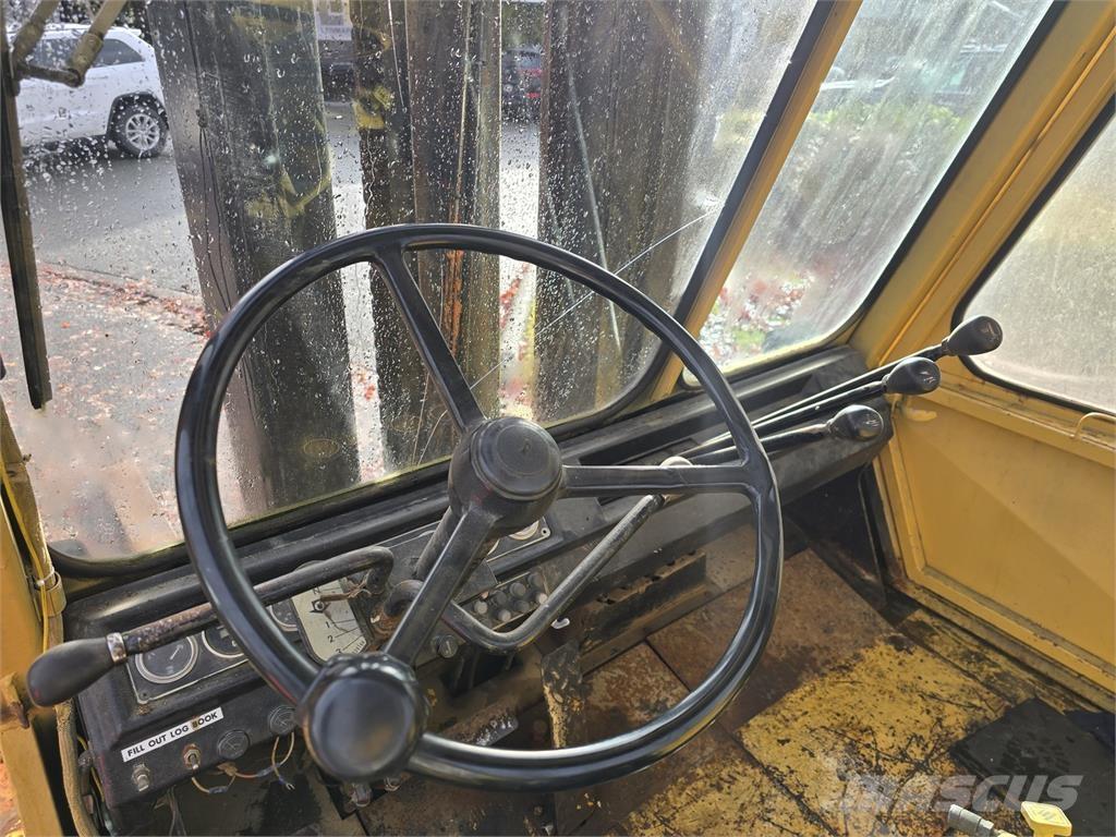 CAT V200B STR Statyba - Kita