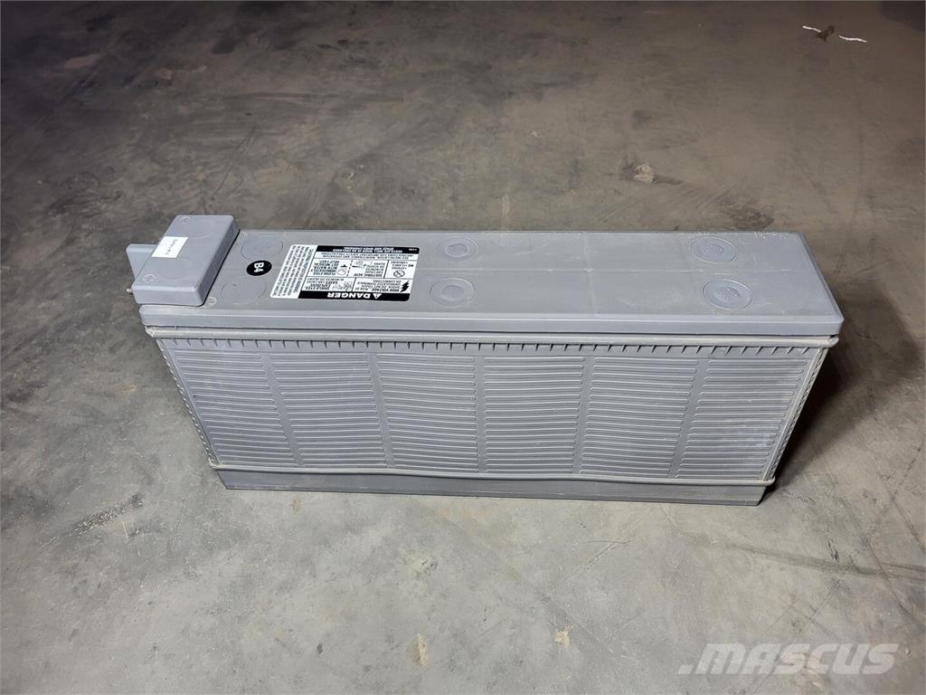  DEKA 12AVR100ET Baterijos