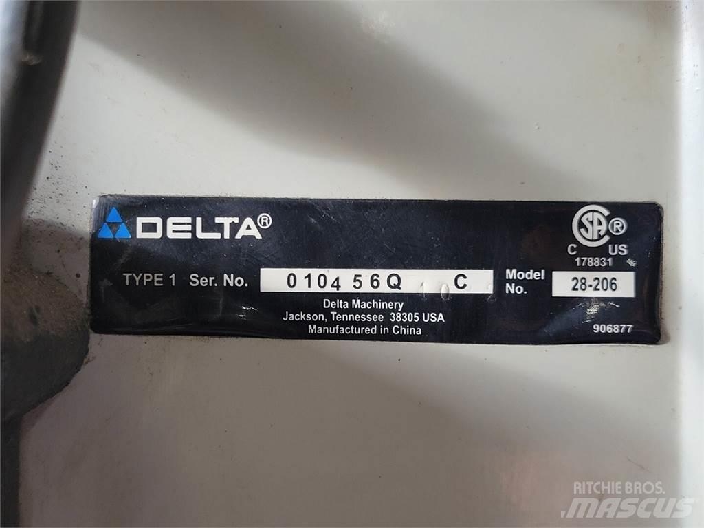 Delta 28-206 Statyba - Kita