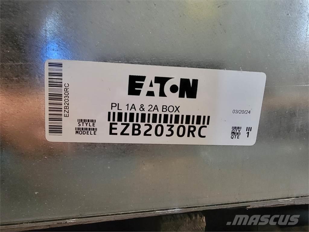 Eaton EZB2030RC Statyba - Kita