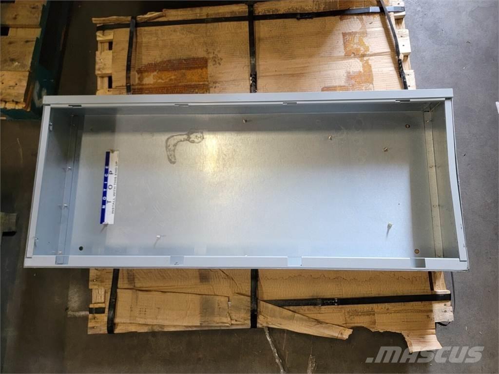 Eaton EZB2048RBS Statyba - Kita