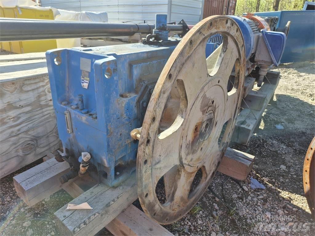 Flender H2SH14A Statyba - Kita