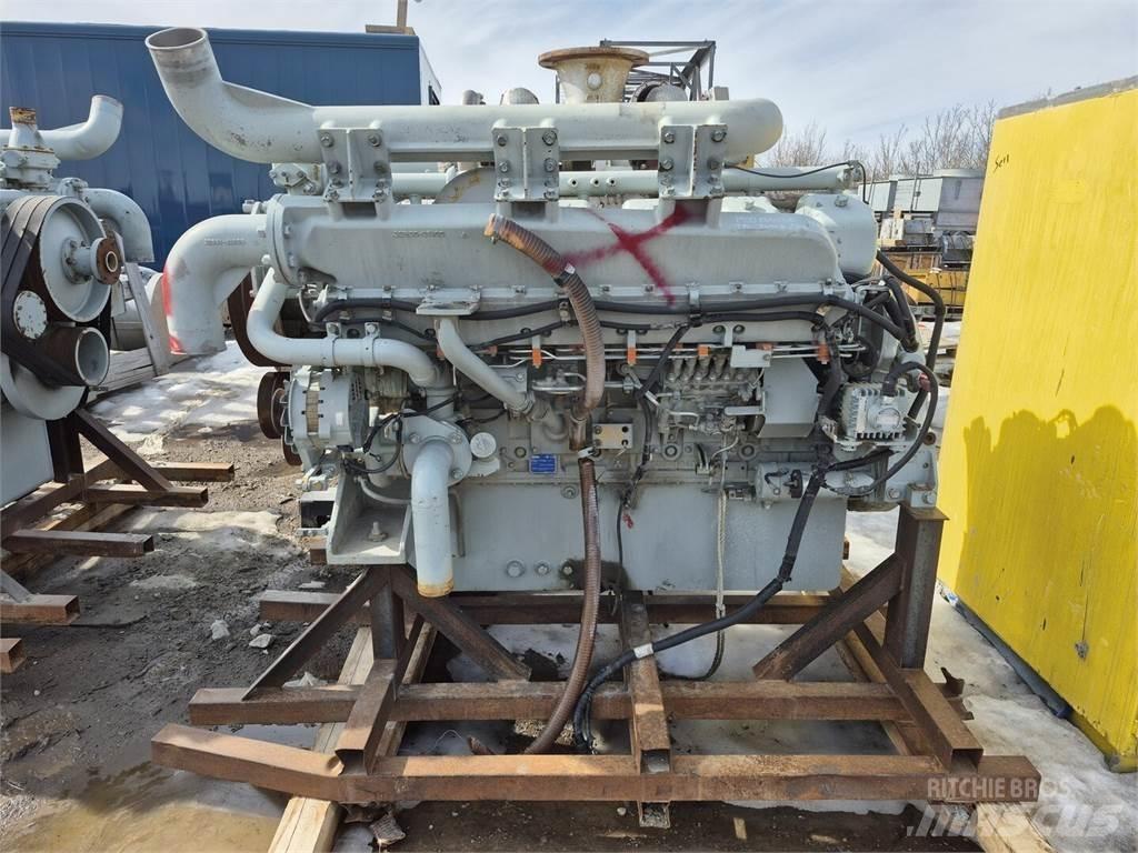 Hitachi S12A2-Y1TAA1 Varikliai