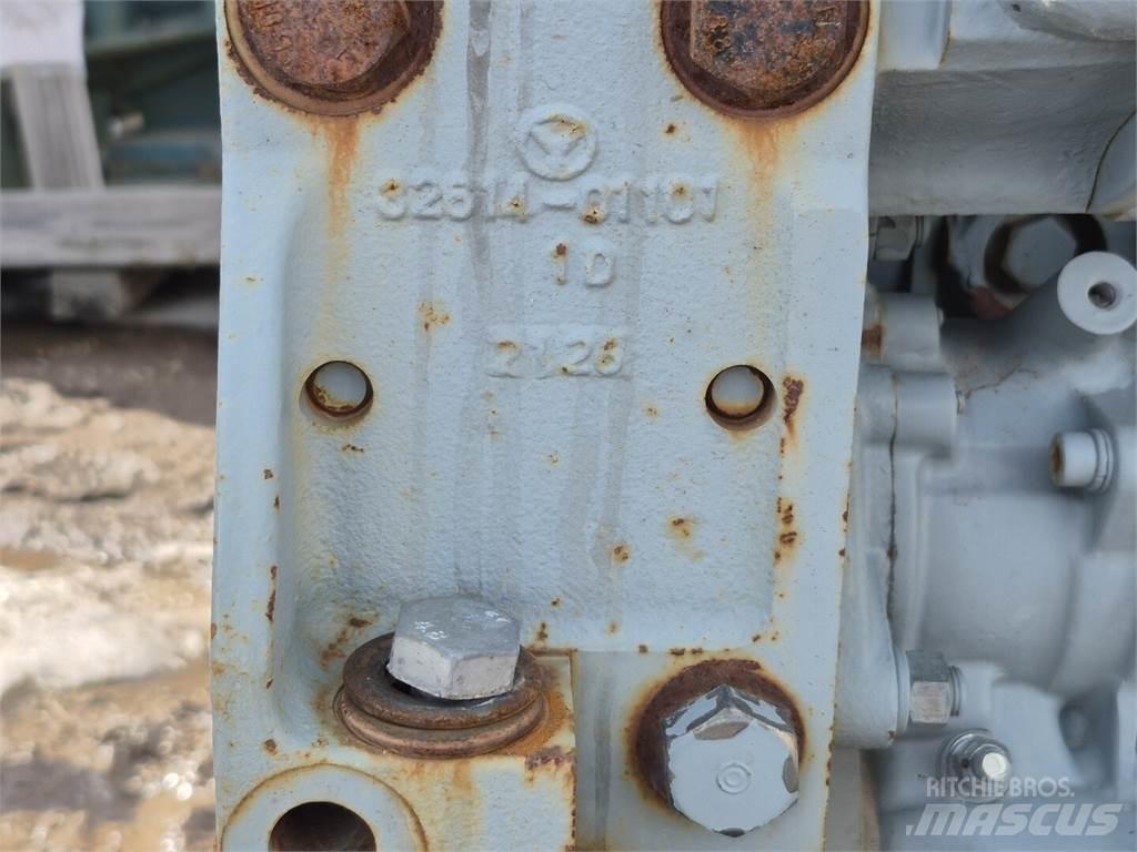 Hitachi S12A2-Y1TAA1 Varikliai