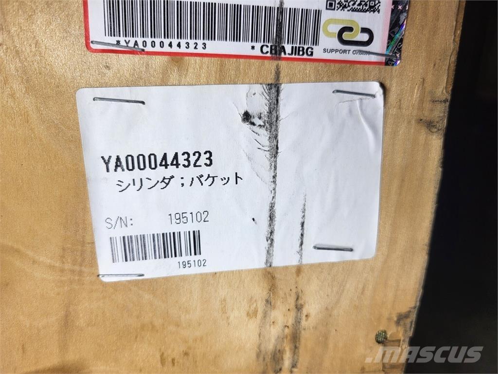 Hitachi YA00044323 Transportas - Kita