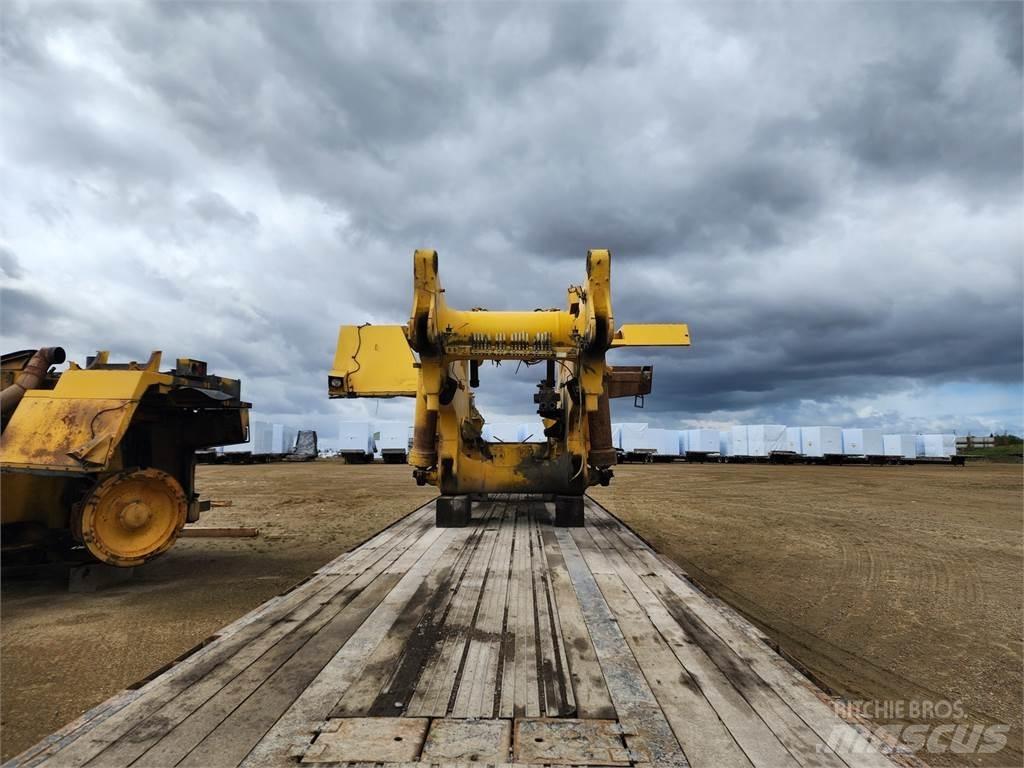Komatsu  Karjeriniai savivarčiai
