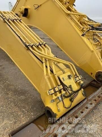 Komatsu  Ratiniai ekskavatoriai