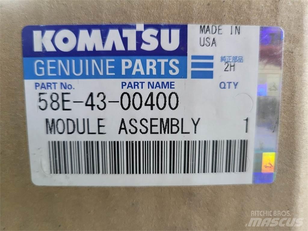 Komatsu 58E-43-00400 Karjeriniai savivarčiai