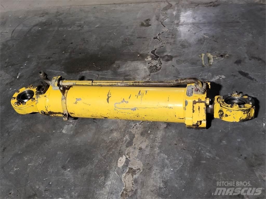 Komatsu EL7952 Transportas - Kita