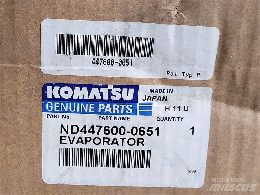 Komatsu ND447600-0651 Šildymo ir šaldymo įranga