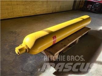Komatsu PC2733 Karjeriniai savivarčiai
