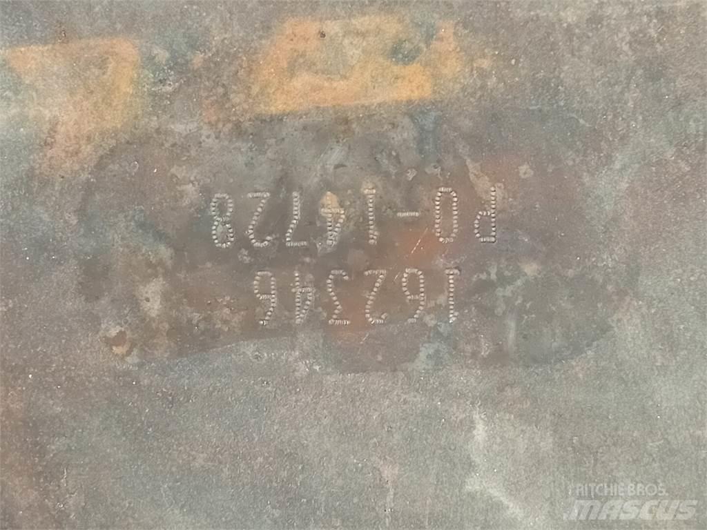 Komatsu PZKV162346 Kiti naudoti statybos komponentai