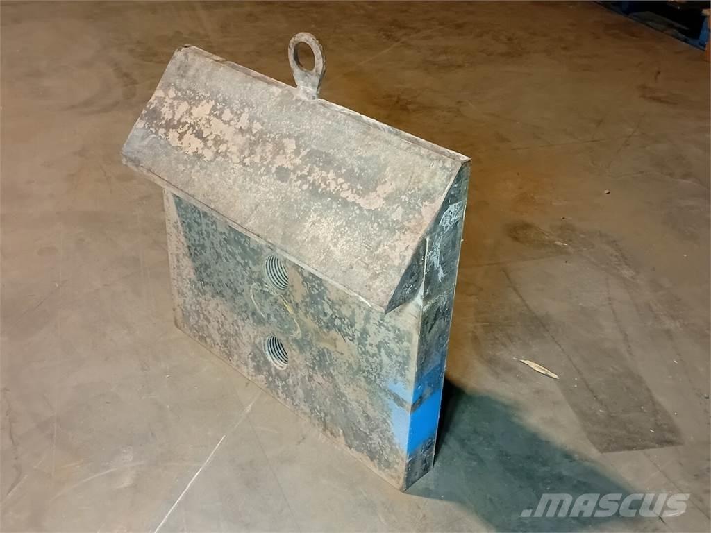 Komatsu PZKV179500 Kiti naudoti statybos komponentai