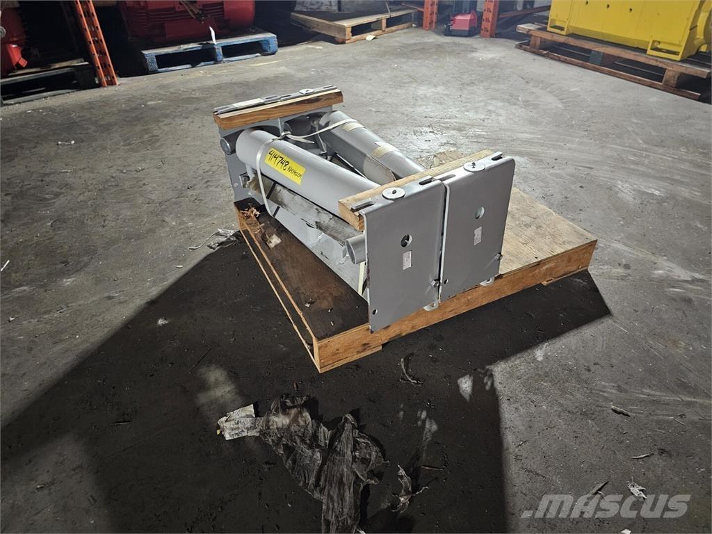 Link-Belt D3520-24 Kiti naudoti statybos komponentai