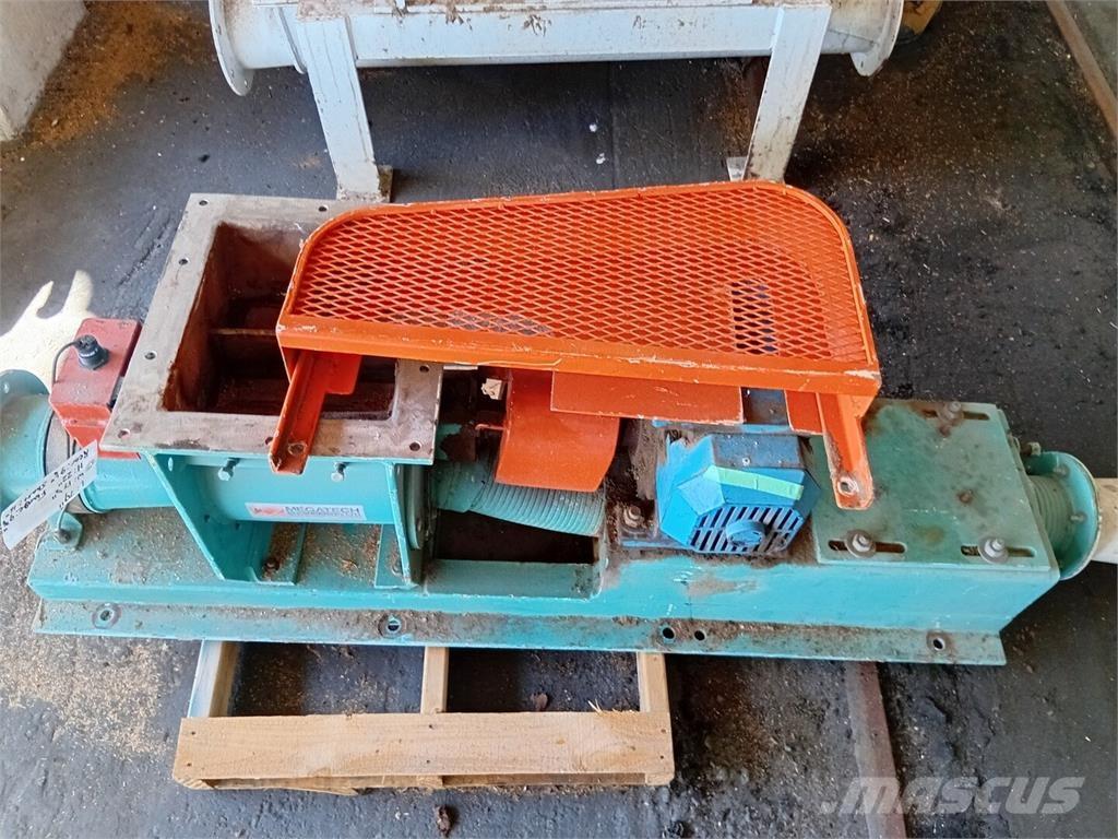  MEGATECH 2-44X Statyba - Kita