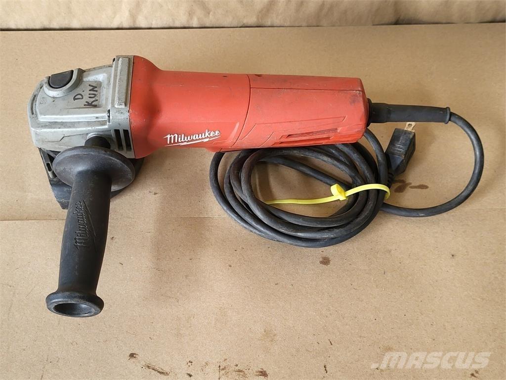 MILWAUKEE 6146-31 Statyba - Kita