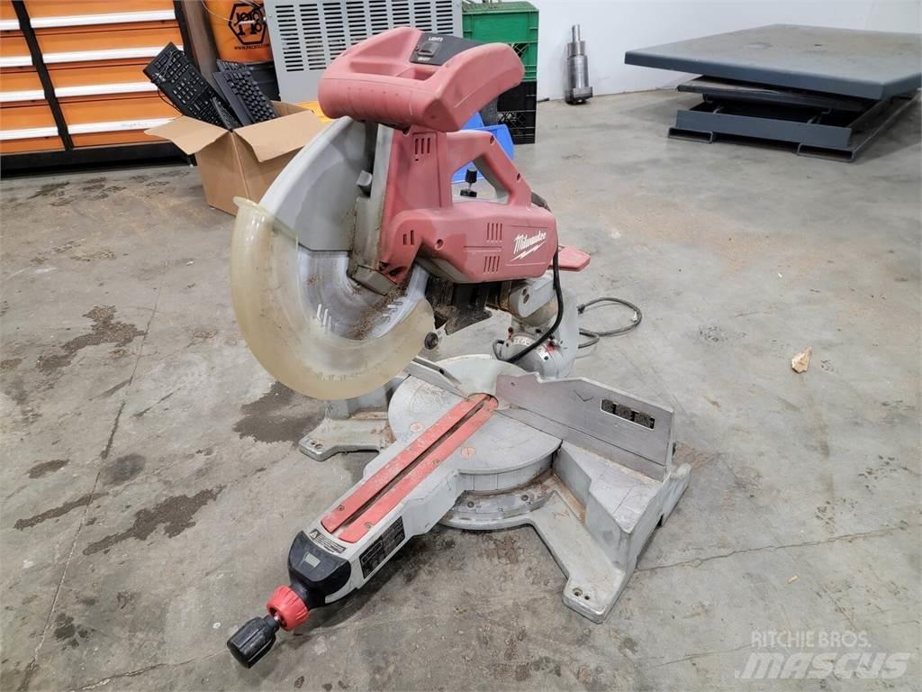MILWAUKEE 6955-20 Statyba - Kita