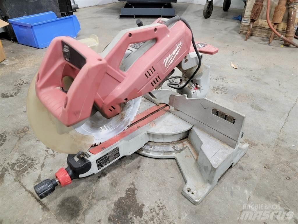 MILWAUKEE 6955-20 Statyba - Kita