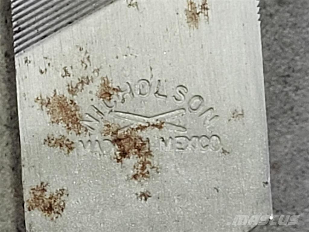 Nicholson  Statyba - Kita