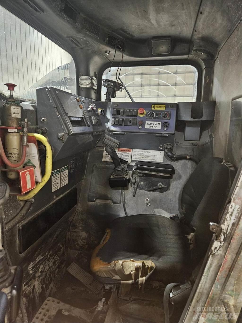 Sandvik LH410 Loader Kiti naudoti statybos komponentai